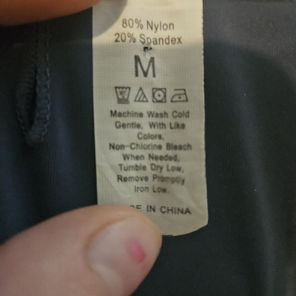 Swim top - Picture 2 of 3